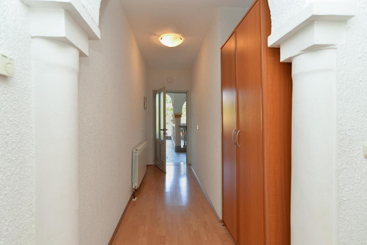 Apartments Vrcevan 811 Medulin Eksteriør bilde