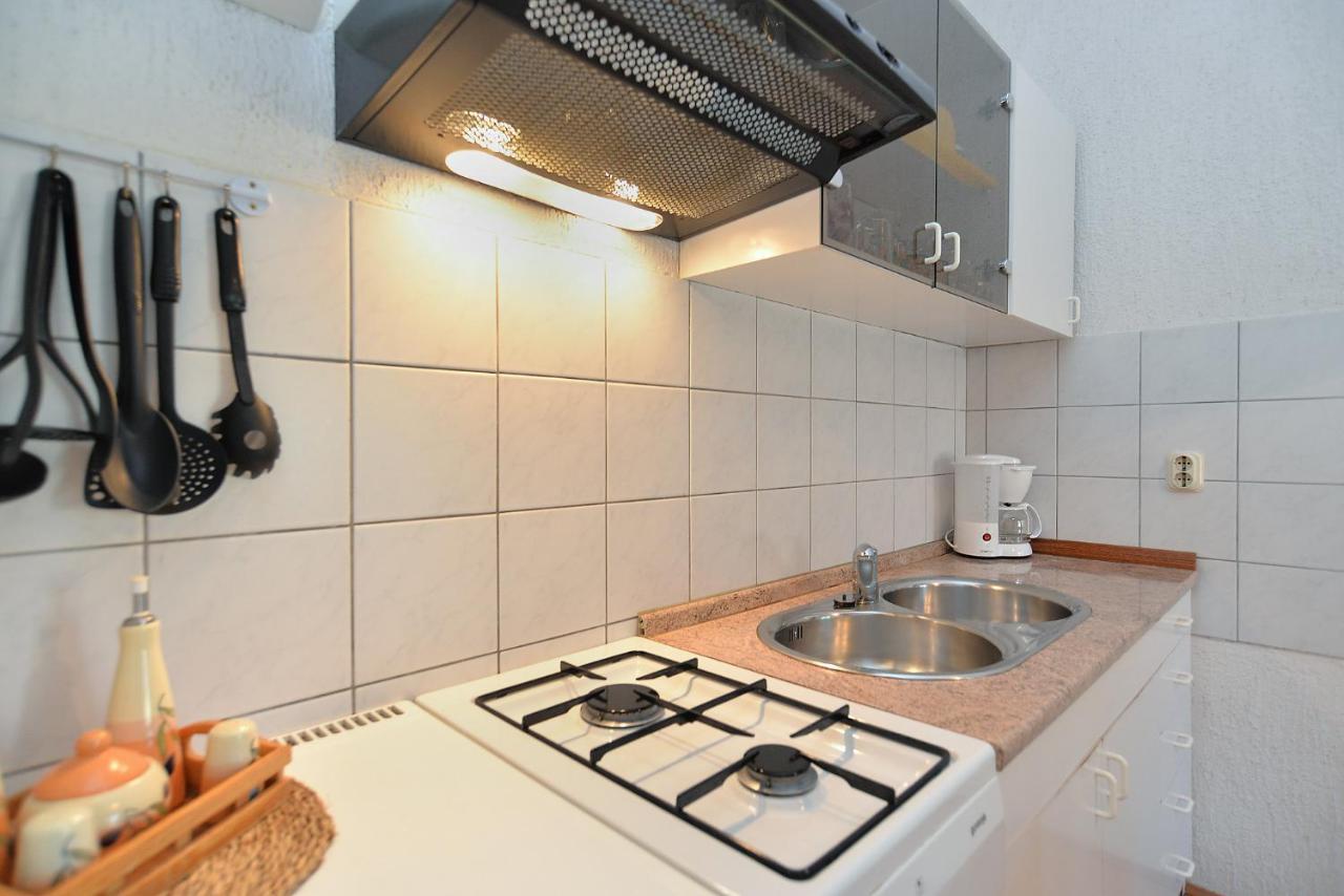 Apartments Vrcevan 811 Medulin Eksteriør bilde