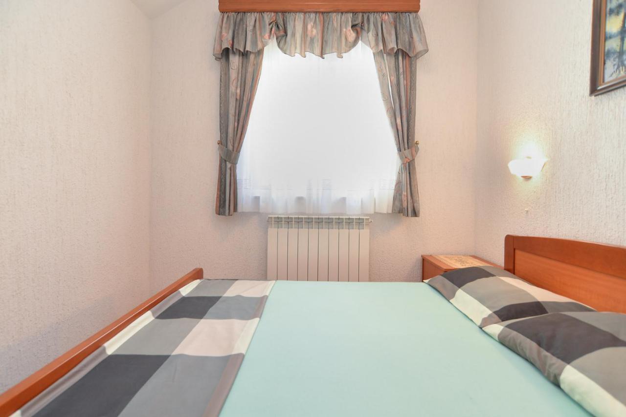 Apartments Vrcevan 811 Medulin Eksteriør bilde